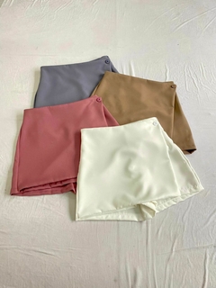 SKORT CRUZADO BOTON *SASTRERO*