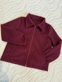 CAMPERA CON CUELLO Y BOLSILLOS *PAÑO CON PIEL* - comprar online