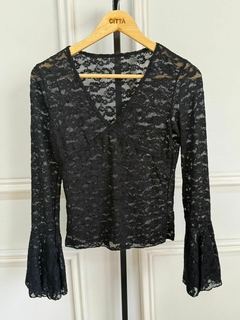 BLUSA MANGA ACAMPANADA *ENCAJE* - comprar online