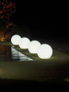 Kit 4 Esferas Jardin 350 con Lampara Move On Blanco