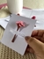 Cartao minimalista com efeito metalizado + sempre vivas