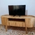 (JF) Nuevo. Rack petiribi patas macizas tapa enchapada / 150 x 45 x 67