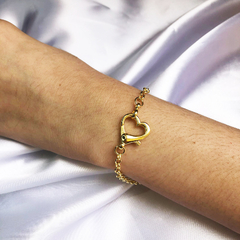Pulseira Com Design De Elos Finos E Fecho De Coração Folheado Em Ouro 18k - comprar online