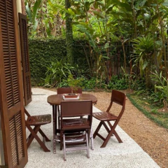 Mesa Dobrável De Plástico Resistente Prática Barata - comprar online