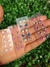 Imagem do Kit de 500 adesivos para unhas 50 cartelas em floral, coração e renda c/ pedrinhas nos adesivos