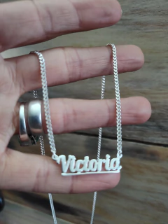 Cadena con nombre calado - tienda online