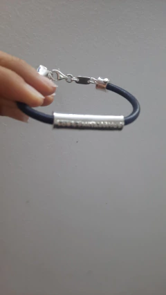 Pulsera de cuero mediano con dona ancha en internet