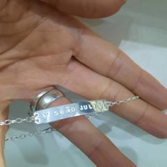 Pulsera de identidad. Adulto en internet