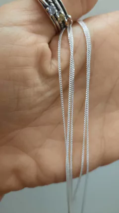 Cadena grumet diamantada finita