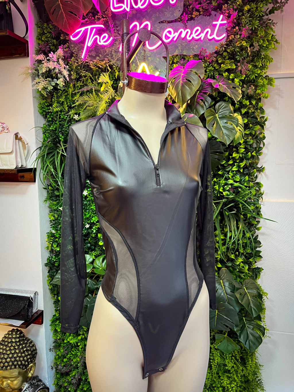 Body Cira