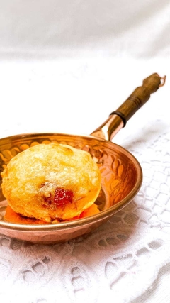 Pão de queijo coquetel recheado goiabada - comprar online