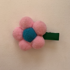 Florzinha Pompom - Entrelaços