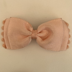 Laços com pompom - comprar online