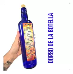 Botella de Vidrio Azul 7 Arcángeles Para Adorno en internet