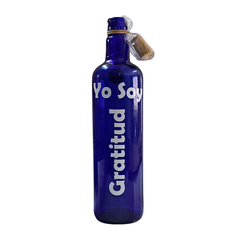 Botella de vidrio azul con sticker - "Yo soy" - comprar online