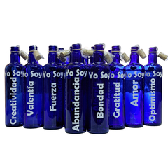 Botella de vidrio azul con sticker - "Yo soy"