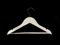 Percha Niño de Madera Blanca 30cm