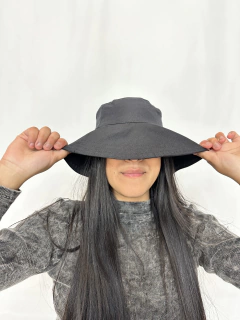 Piluso Vito (Negro) - comprar online