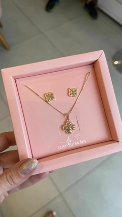 Conjunto trevo banhado em ouro 18k - comprar online