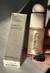 POSITIVE LIGHT LIQUID LUMINIZER TONO ENLIGHTEN x RARE BEAUTY en internet