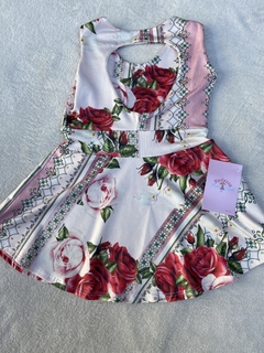 Vestido com flores dia a dia casual coração na costas - comprar online