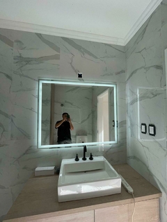 Espejo led rectangular de 0,80x0,90