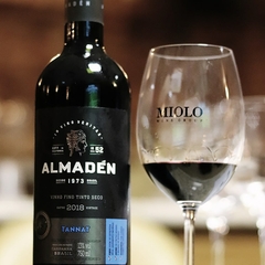 Imagem do Vinho Almadén Fino Tinto Branco Adega Miolo Garrafa 750ml
