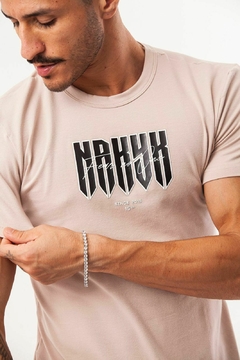 Camiseta Nakyk Fearless Fit Bege na internet