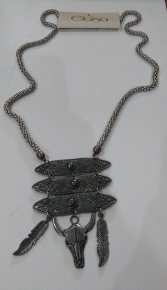 collar largo toro plumas