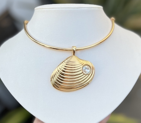 Colar Concha Ponto de Luz