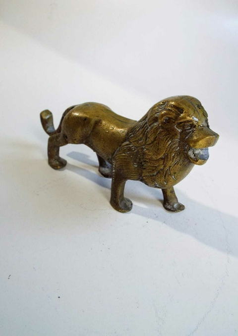 1753 ESCULTURA DE LEÃO EM COBRE