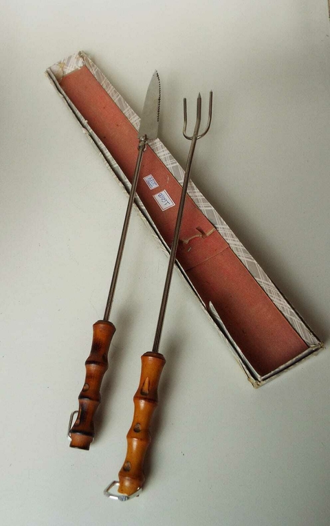 2014 CONJUNTO DE FACA E GARFO EM INOX