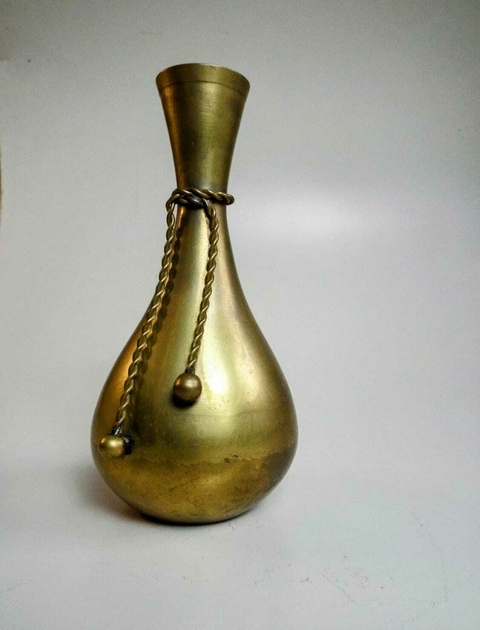 VASO EM METAL AMARELO COM DETALHE LATERAL 1505