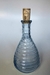 1802 GARRAFA DE LICOR DE VIDRO AZUL EM ESPIRAL COM ROLHA ARGENTINA