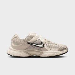 TENIS NIKE V5 RNR FEMININO na internet