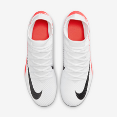 CHUTEIRA FUTEBOL CAMPO NIKE SUPERFLY 9 CLUB - O Lojão Calçados