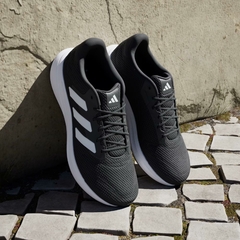 TENIS ADIDAS RESPONSE RUNNER UNISEX - O Lojão Calçados