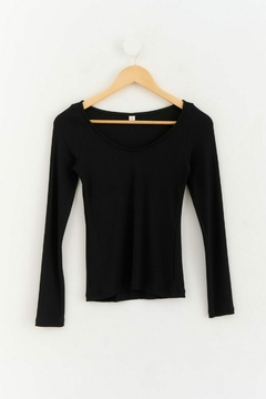 REMERA RENU