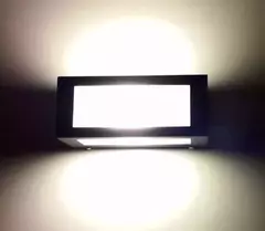 APLIQUE EXTERIOR RECTANGULAR LED E27 en internet