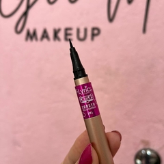 CANETA DELINEADORA GAMERS LYRICS - Gii Matos Makeup