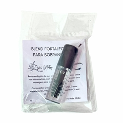 Imagem do BLEND FORTALECEDOR PARA SOBRANCELHA GII MATOS CARE