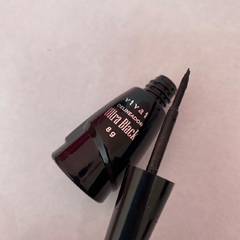 Delineador Preto Líquido Vivai Ultra Black - Gii Matos Makeup