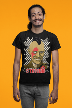 CAMISETA - Bowie Go station na internet