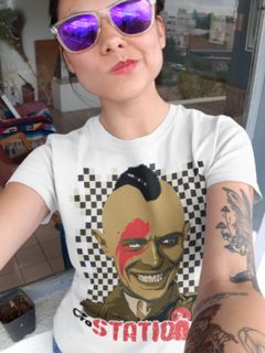 CAMISETA - Bowie Go station - comprar online