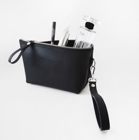 NECESER PRISMA NEGRO