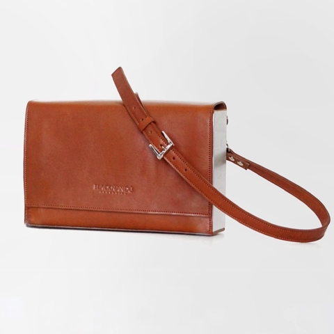 PRE ORDER CARTERA LE CORBUSIER SUELA Y ALUMINIO NATURAL