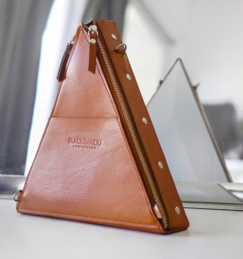 PRE ORDER CARTERA /MOCHILA/ CLUTCH AURA SUELA