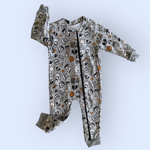 MACACÃO MANGA LONGA COM ZÍPER FANTASMA - KAPPES