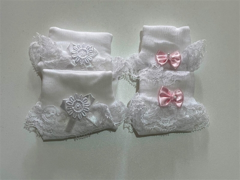 MEIA COM RENDA PARA BEBÊ - BRANCA