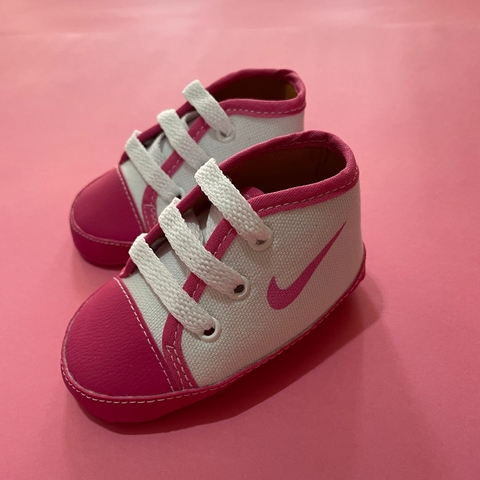 TÊNIS PARA BEBÊ MODELO NK - BRANCO/ROSA